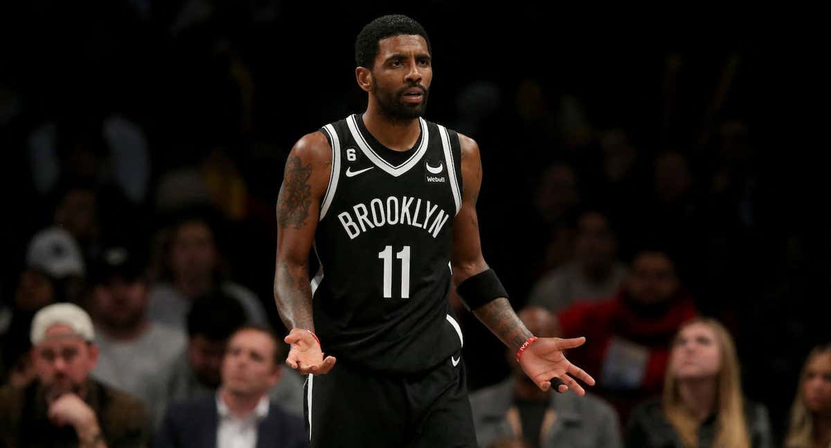 Kyrie Irving con los Nets.