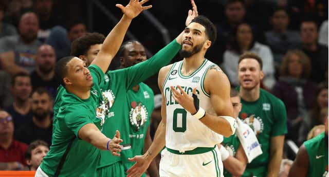 El mejor equipo de la NBA no entiende de treguas y calendarios