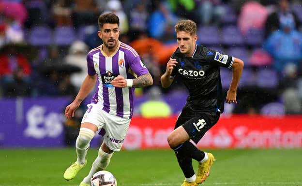 Monchu y Robert Navarro, dos canteranos del Barça que juegan en LaLiga. GETTY