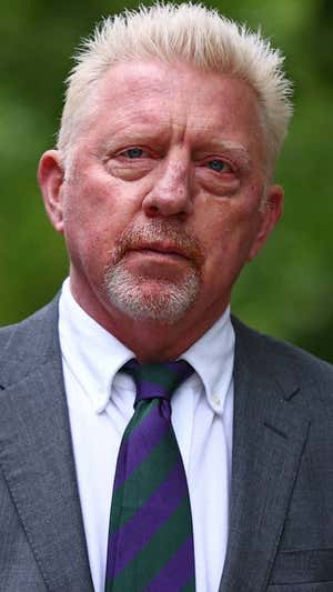 Boris Becker a la salida de los juzgados. AFP