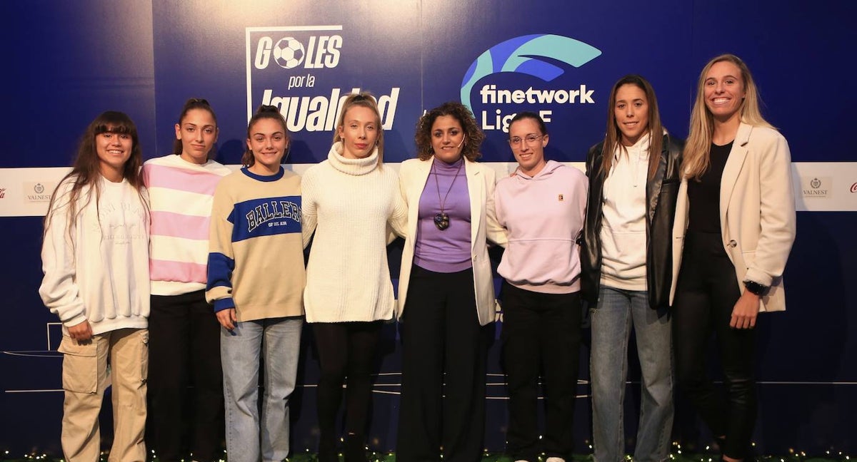 Las jugadoras y presidenta de la Liga F presentan 'Goles por la Igualdad'.
