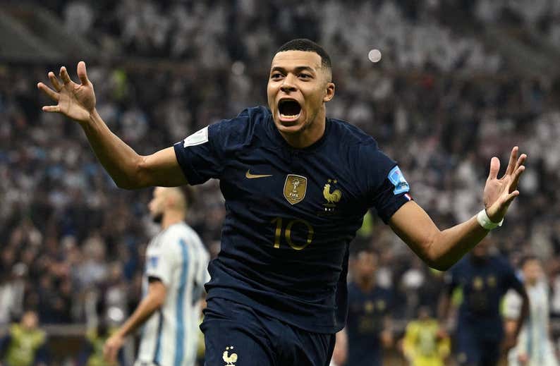 Mbappé justifica el empeño de Florentino en su fichaje