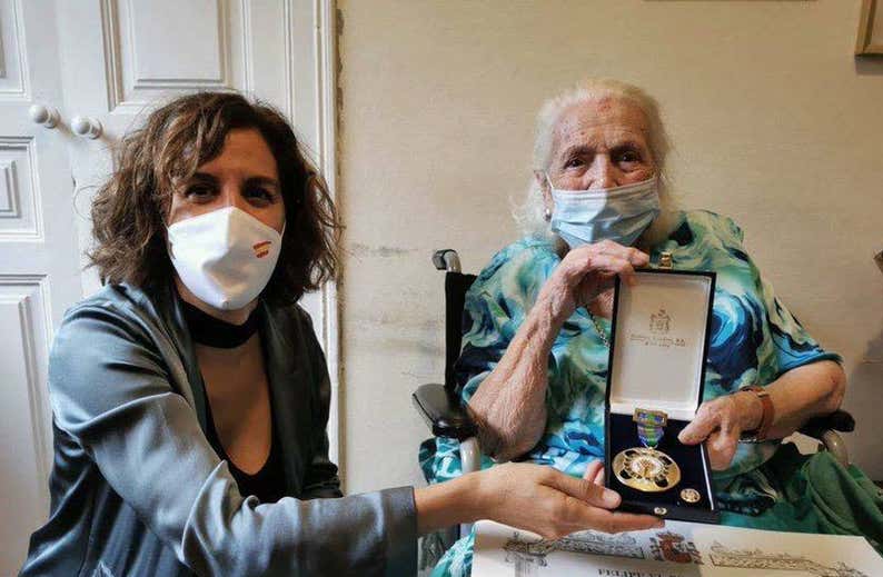 Fallece Encarna Hernández, pionera del baloncesto en España