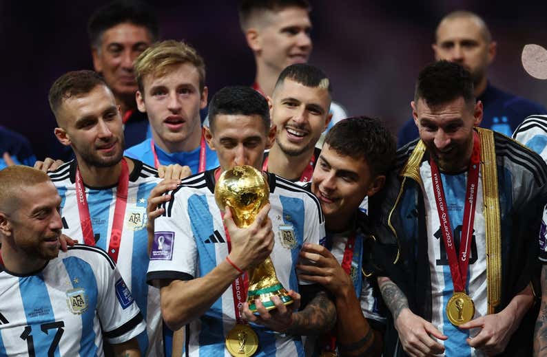 Argentina gana un Mundial de siete partidos jugando «casi nueve»