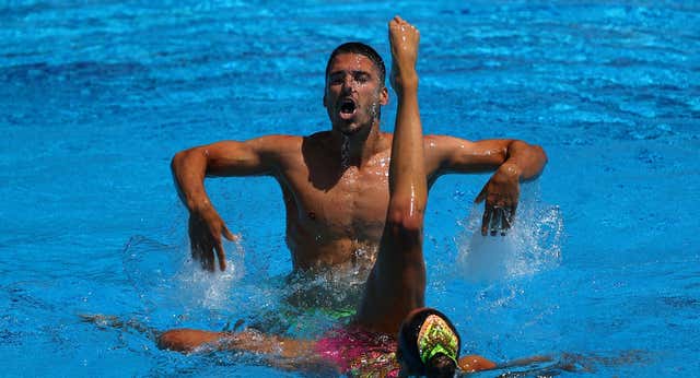 Los hombres también competirán en natación artística en los JJOO de París 2024