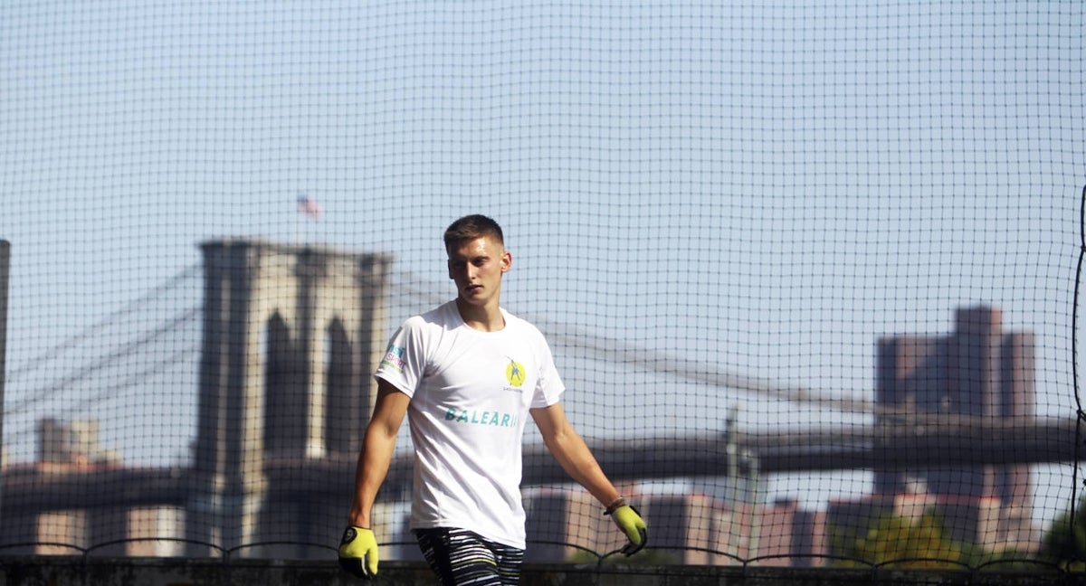 Sacha Kruithof, pelotari valenciano: «Empecé en la pared de mi vecino y he terminado jugando en Nueva York»