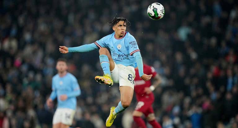 Rico Lewis, futbolista del Manchester City.