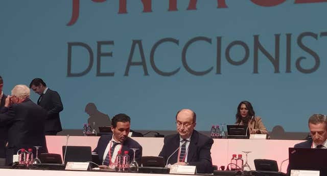 José Castro y su consejo siguen en el poder tras silenciar a José María del Nido