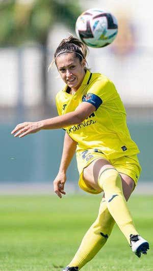 Lara Mata, con el Villarreal.  INSTAGRAM LARA MATA