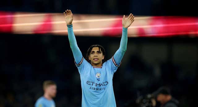 Rico Lewis se gana el corazón de Guardiola: ¿es su lateral definitivo?