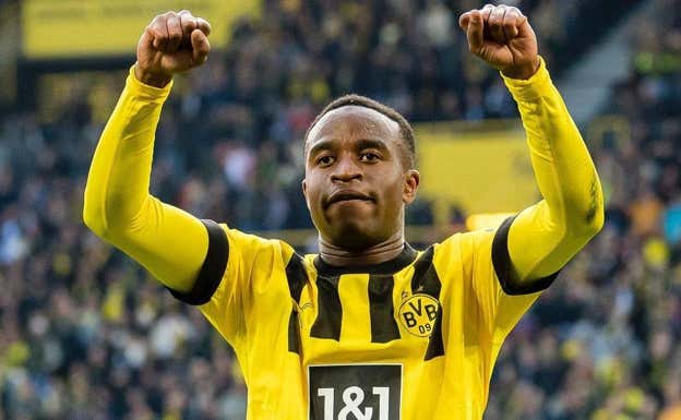 Moukoko brilla en el Dortmund.  INSTAGRAM: @youssoufa_10