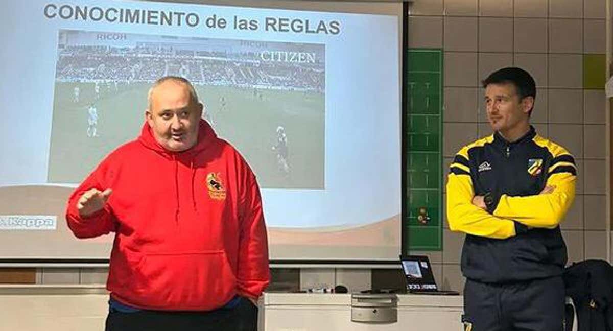 José Manuel Pardal impartiendo un curso en Andorra. /F