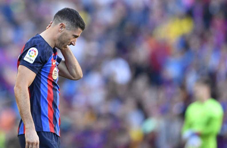 El TAD mantiene la sanción de tres partidos a Lewandowski