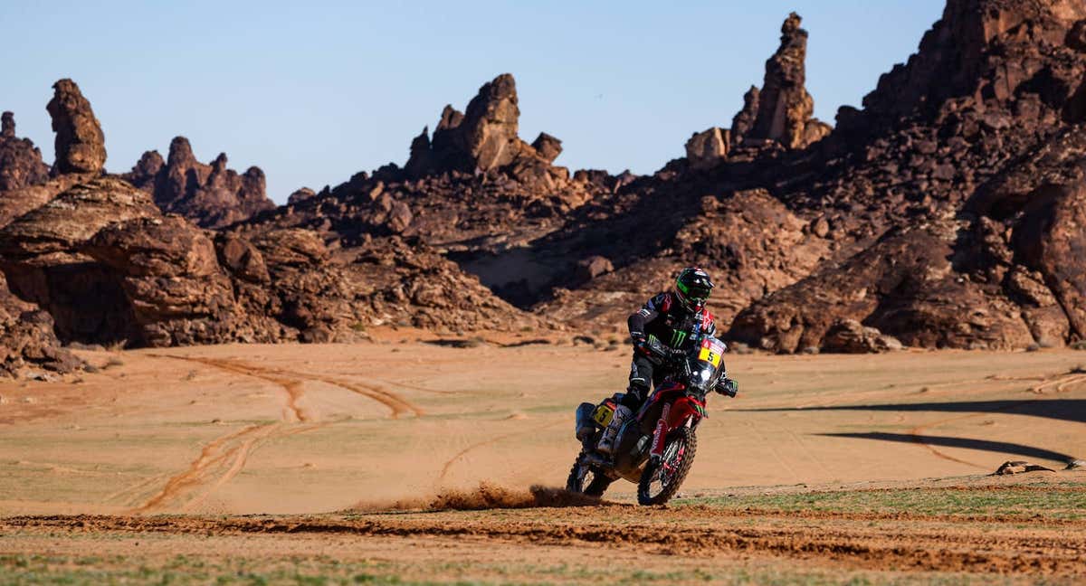 Joan Barreda, durante una etapa del Rally Dakar 2023. /Florent Gooden / DPPI