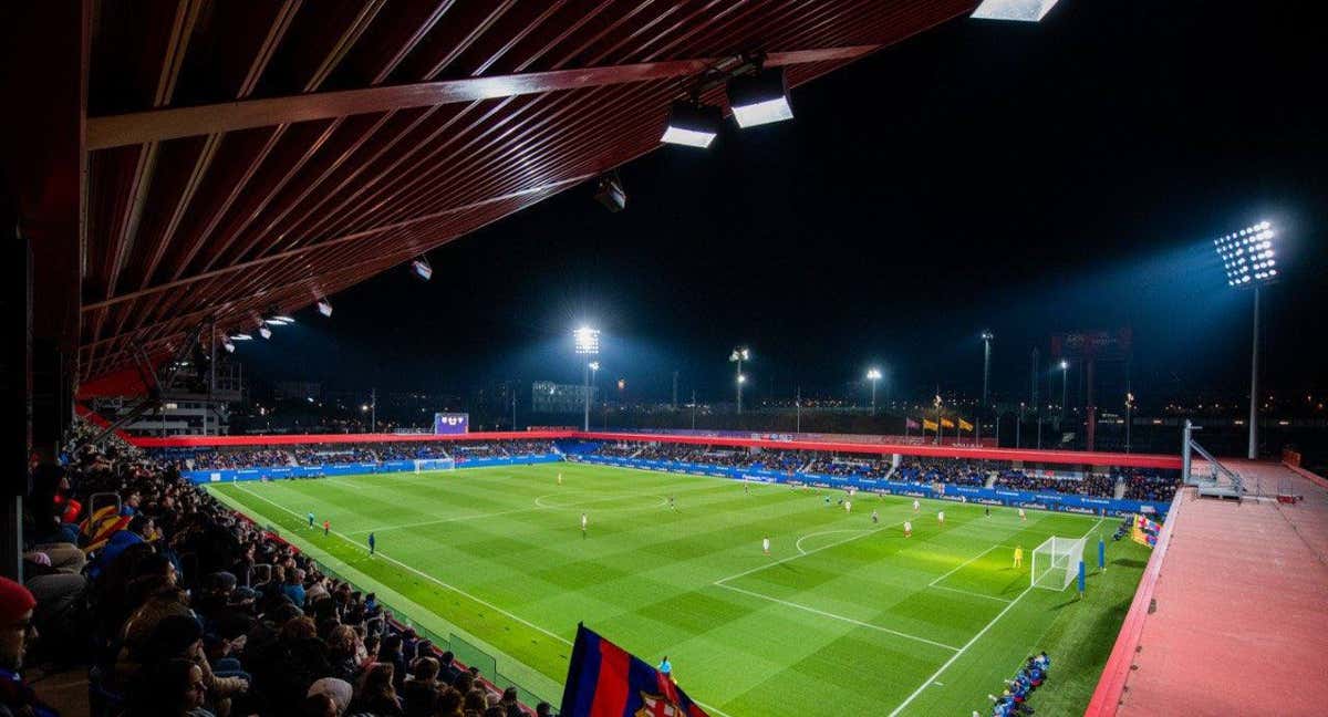 Estadio Johan Cruyff, donde el Barcelona femenino suele jugar sus partidos como local.