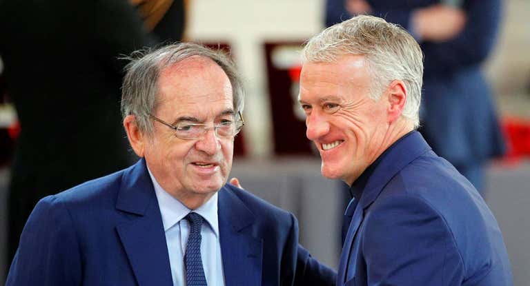 Noel Le Graët, presidente de la Federación Francesa de Fútbol, y Didier Deschamps, seleccionador 'bleu'