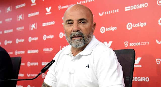 Jorge Sampaoli: «Pensar en el mercado es distraerme. Confío mucho en Monchi»