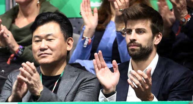 El día que Piqué se embarcó en la aventura de la Davis: «Dime, Iván, ¿quieres salir en la Wikipedia?»