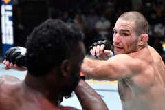 La UFC empieza el 2023 con susto y un protagonista capicúa