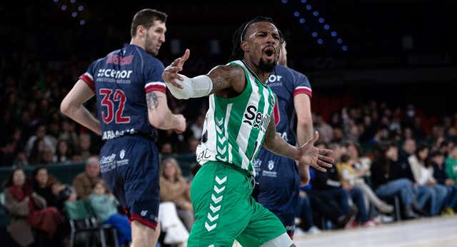 Scrubb y el Obradoiro dejan sin victoria a Evans en su “last dance”