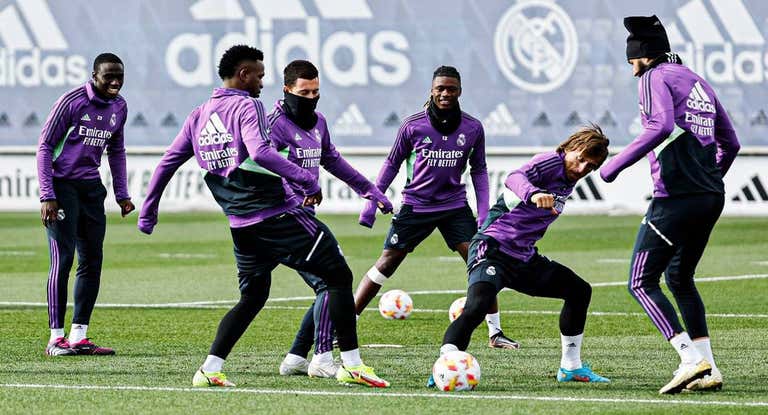 El Real Madrid prepara la cita ante el Villarreal.