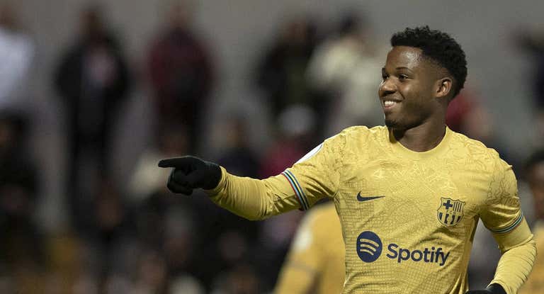 Ansu Fati celebrando su gol