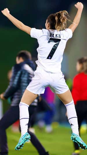 Olga Carmona, jugadora del Real Madrid, celebra un gol.  OLGA CARMONA