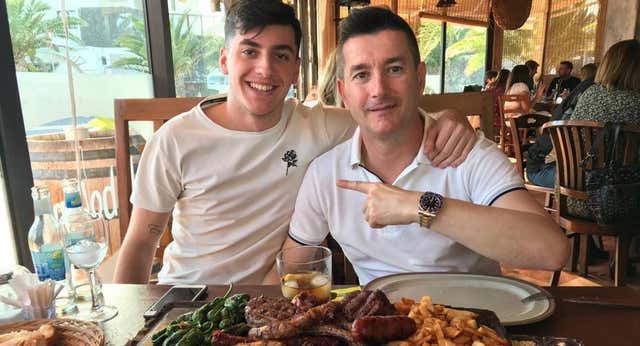 «Carmelo me hizo pagar un seguro de 24.000 euros para llevar a mi hijo al Stoke City»