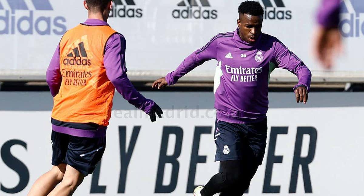 Vinicius, en el entrenamiento previo al partido contra el Atlético./RealMadrid