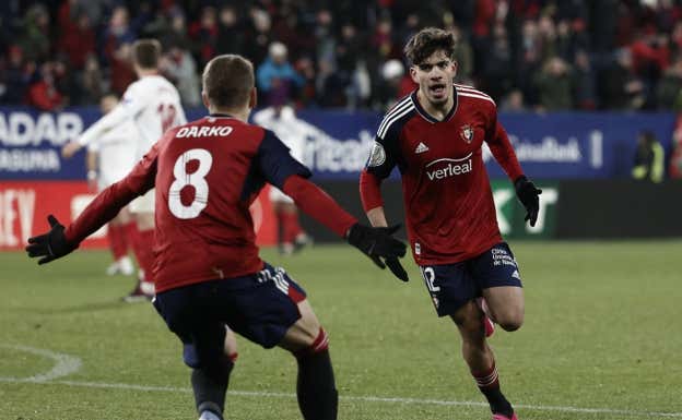 Abde, uno de los héroes de Osasuna, celebra el 2-1. EFE