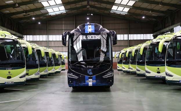 El autobús negro con el que la Real Sociedad intimida a los rivales
