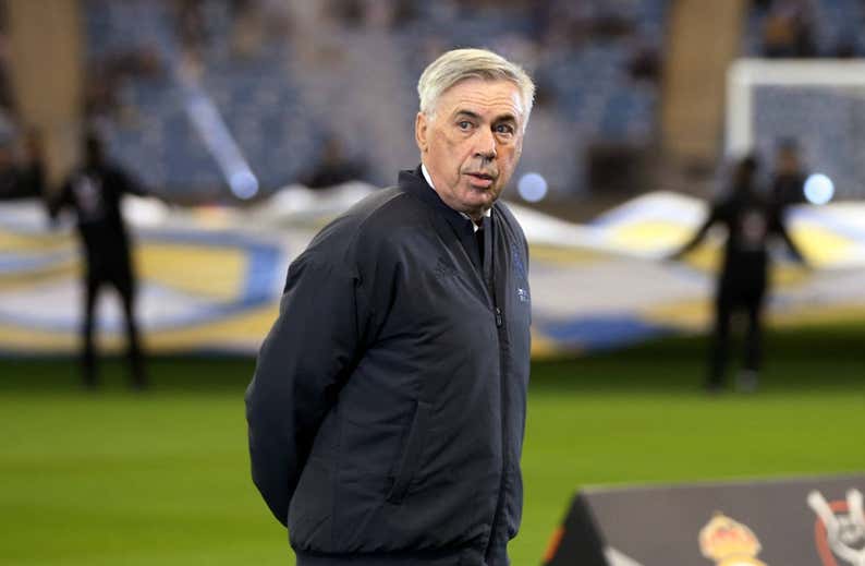 El cambio de sistema se cuela en los planes de Ancelotti