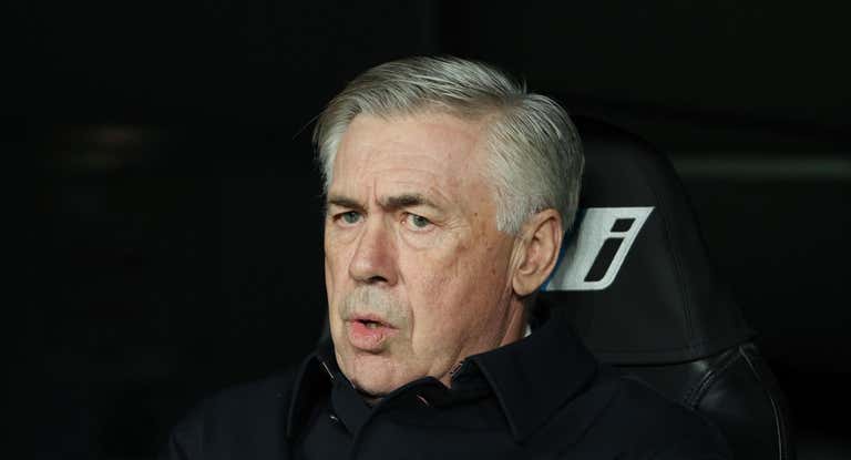 Ancelotti, en el banquillo