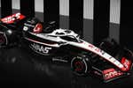 Así son los colores del nuevo Haas VF-23, el primer F1 para 2023 en salir a la luz