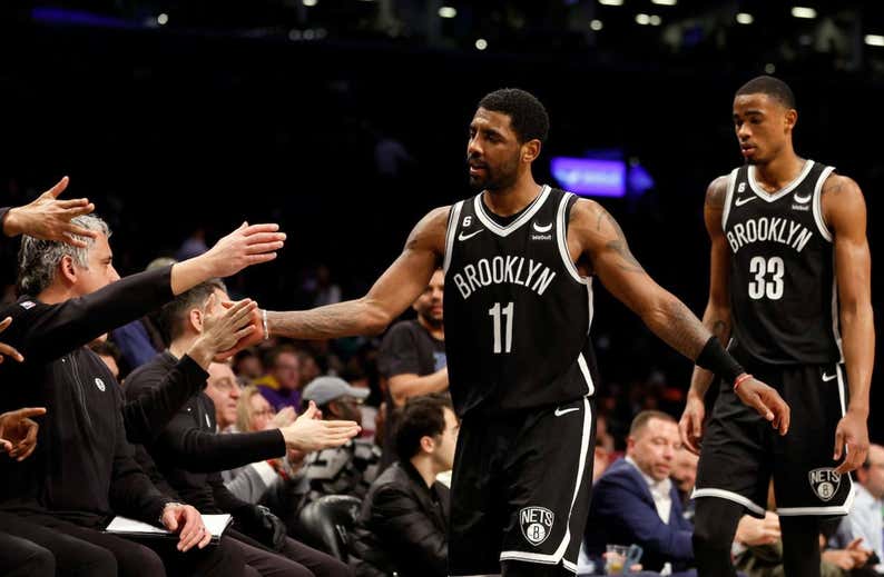 Irving pide a los Nets su traspaso este febrero