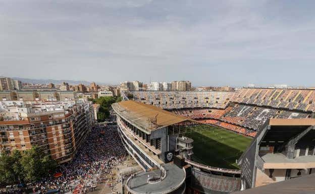 La imagen de Mestalla vacío mientras se jugaba el Valencia - Celta.  Jesús Signes.