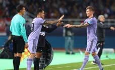Ancelotti busca la fórmula para mezclar a Kroos y Ceballos