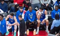 La locura del último día en el mercado NBA: casi 60 jugadores traspasados y Serge Ibaka cortado