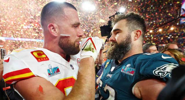 Los Kelce dejan la foto de la Super Bowl: lágrimas, una madre que reclama más llamadas y el triunfo de «Bambi»
