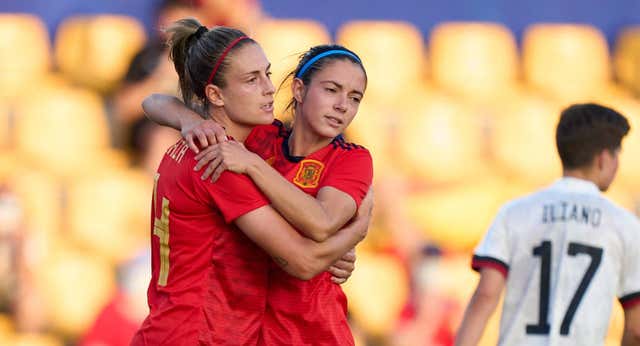 FIFPRO nomina a cinco jugadoras de ‘Las 15’ para el mejor once del mundo