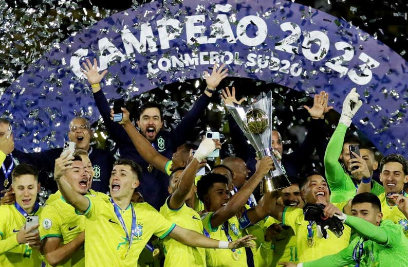 Brasil gana el Sudamericano con nueve reservas