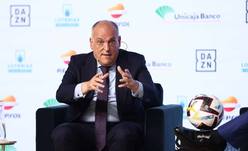 Tebas y Rubiales vuelven a enzarzarse: "El presidente de LaLiga vive en un mundo de ilusión"