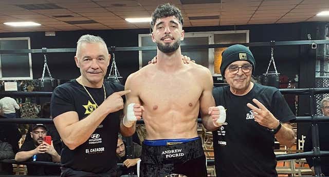 De Cazador a Cazador: José Luis Navarro Jr, un calco de su padre que ilusiona al boxeo español