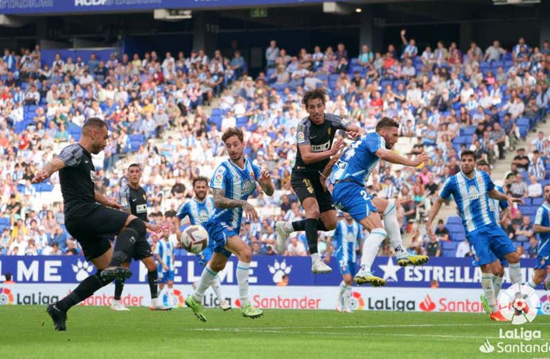 Darder salva al Espanyol y entierra al Elche