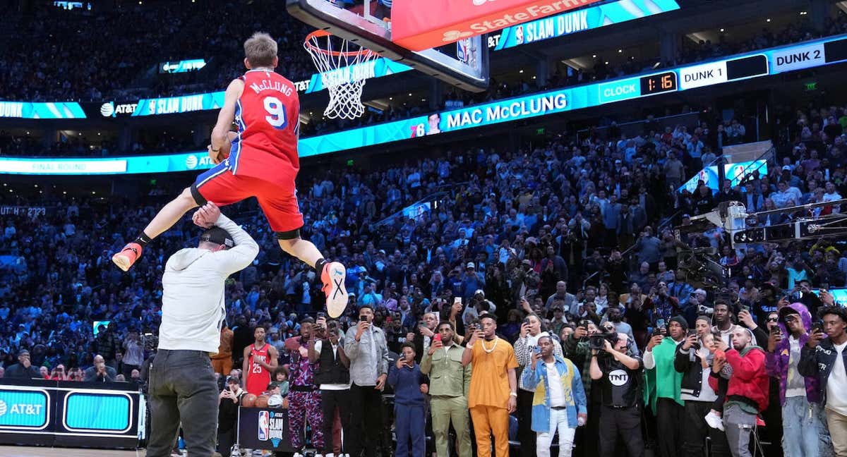 Mac McClung, ayer, durante el concurso de mates. /Reuters