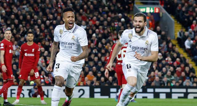 El vestuario del Real Madrid lo tiene claro con Nacho: «Quédate»