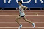 Adel Mechaal bate el histórico récord de España indoor de 1500 metros... ¡24 años después!