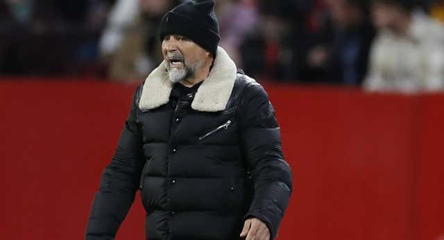 Sampaoli, en el foco del desastre
