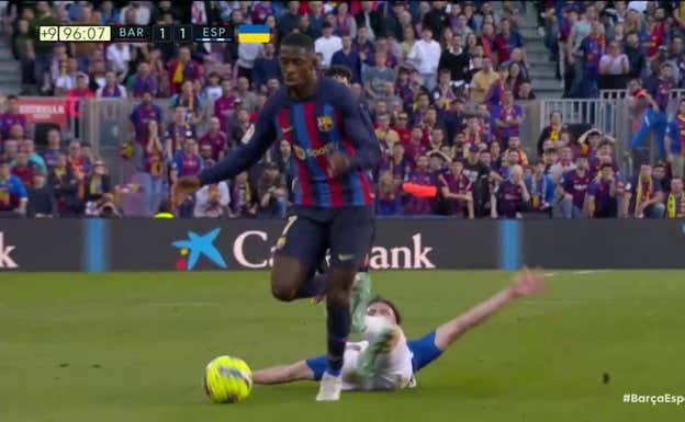 Desencadenante de la amarilla a Xavi contra el Espanyol. LALIGA