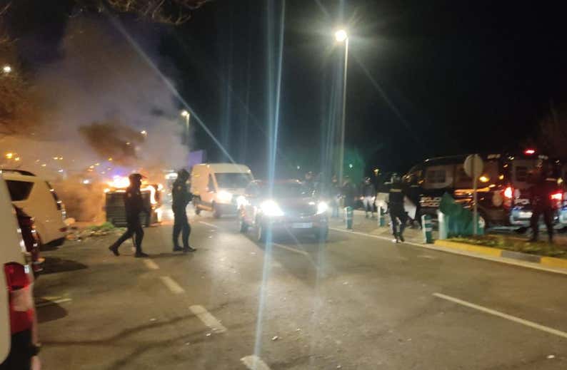 Cargas policiales contra los ultras de Osasuna antes de la semifinal de Copa